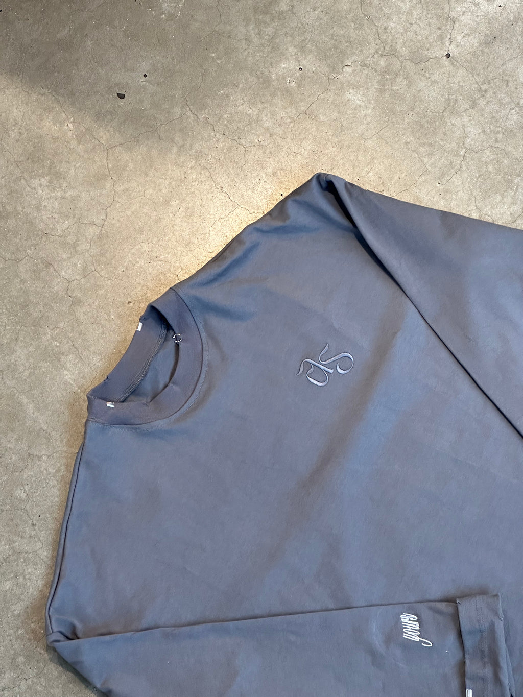 Product picture of the Forever Yours heavy weight long sleeve